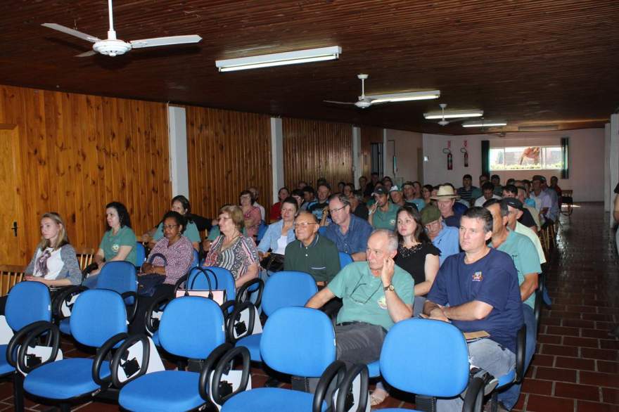 Encontro ocorreu no auditório do Sindicato dos Trabalhadores Rurais