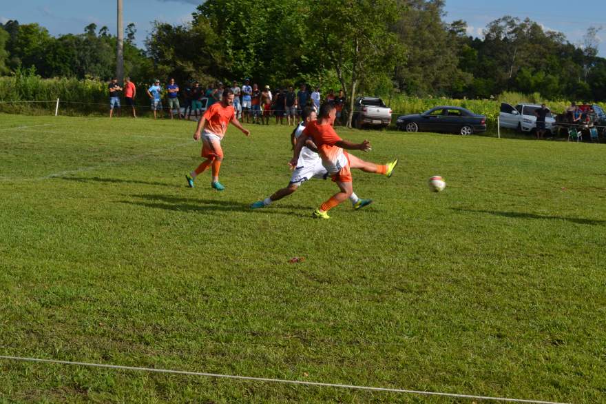 Estrela x Ewaldo Prass - Final titulares