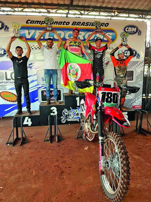 Jordan Martini venceu nas categorias 250cc Pró e Nacional Força Livre, além de ficar com a segunda colocação na categoria VX1