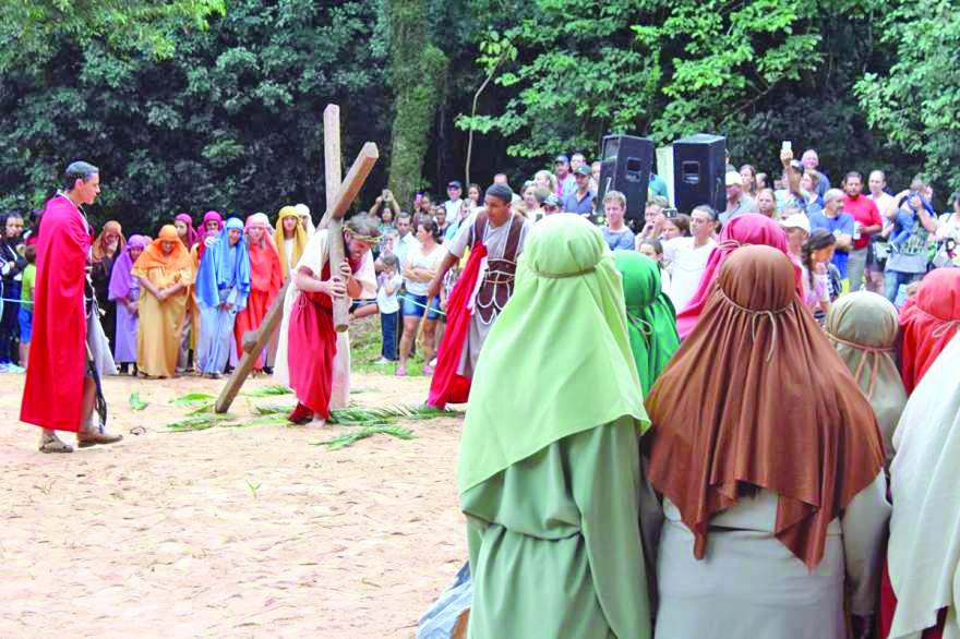 Neste ano, história da crucificação e ressurreição de Jesus será contada através do ponto de vista de Lázaro de Betânia