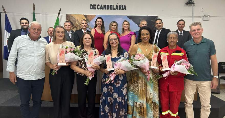 As homenageadas entre autoridades