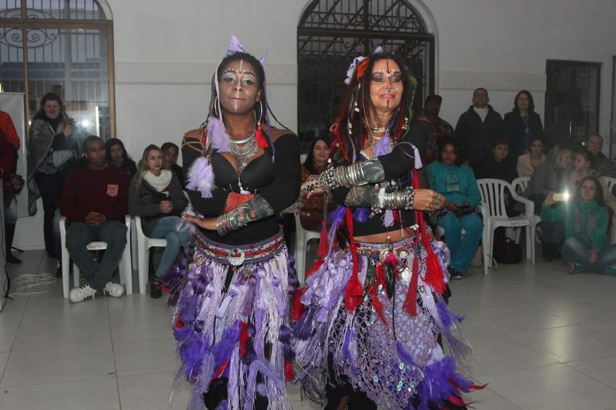 Lourdes Maria Kochenborger e Betina dos Santos: participação especial
