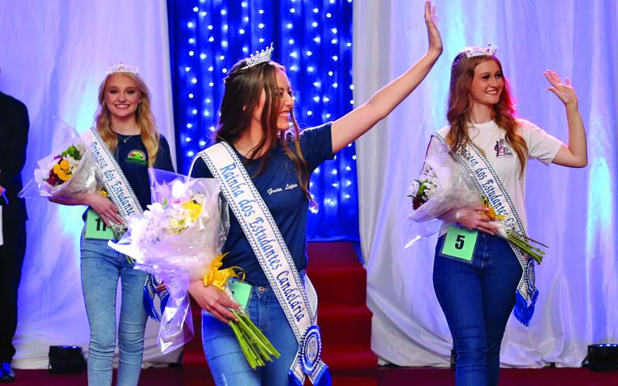 O atual trio é composto pela rainha Glauci Jahnke e pelas Princesas Manuela Dunke e Diemily Borstmann