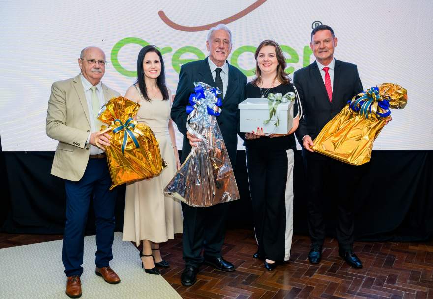 Iro-Schunke-foi homenageadodurante a cerimonia