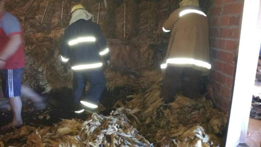 Uma das vítimas conseguiu se desamarrar e acionou os bombeiros e a BM