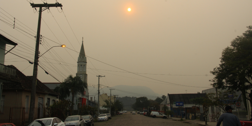 Amanhecer em Candelária se assemelha com outras cenas ao redor do país (Foto: Arthur L. Mallmann | Folha de Candelária)