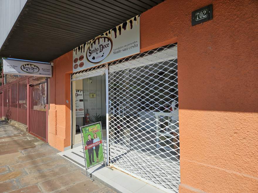 A Sonho Doce Cestas fica na Avenida Pereira Rego, 702, em frente ao Barão