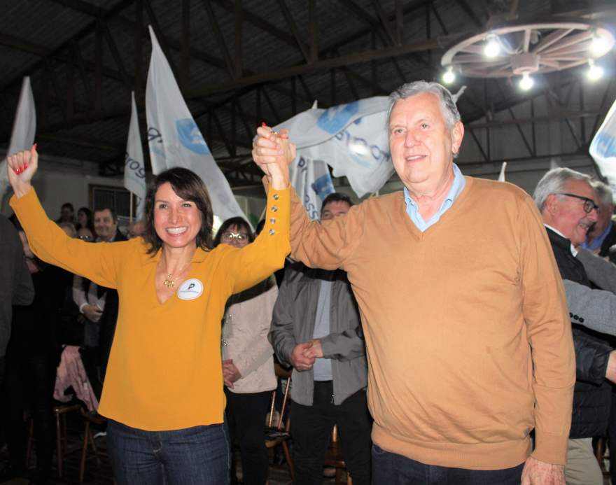 Comandante Nadia, pré-candidata ao  Senado, e Heinze, pré-candidato a governador do estado