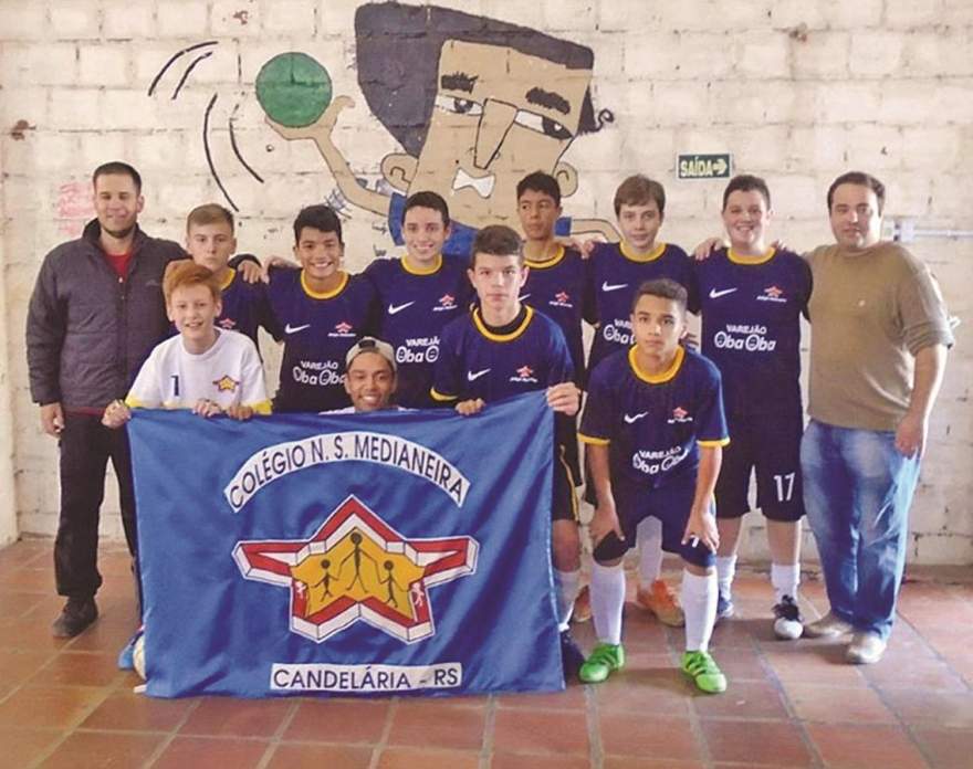Colégio Medianeira, campeão da etapa regional do Cergs futsal masculino 12-14 anos