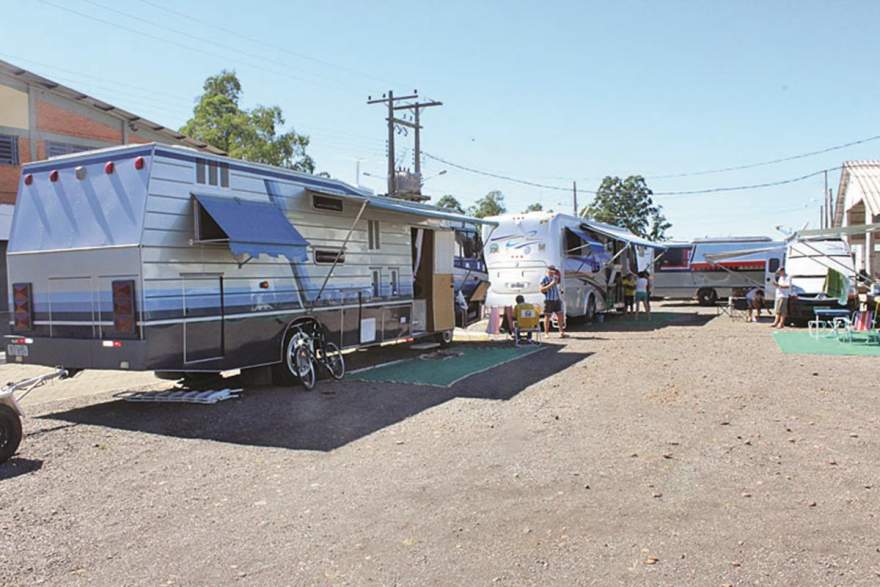 Encontro de motorhome reuniu 97 veículos durante uma semana em Candelária