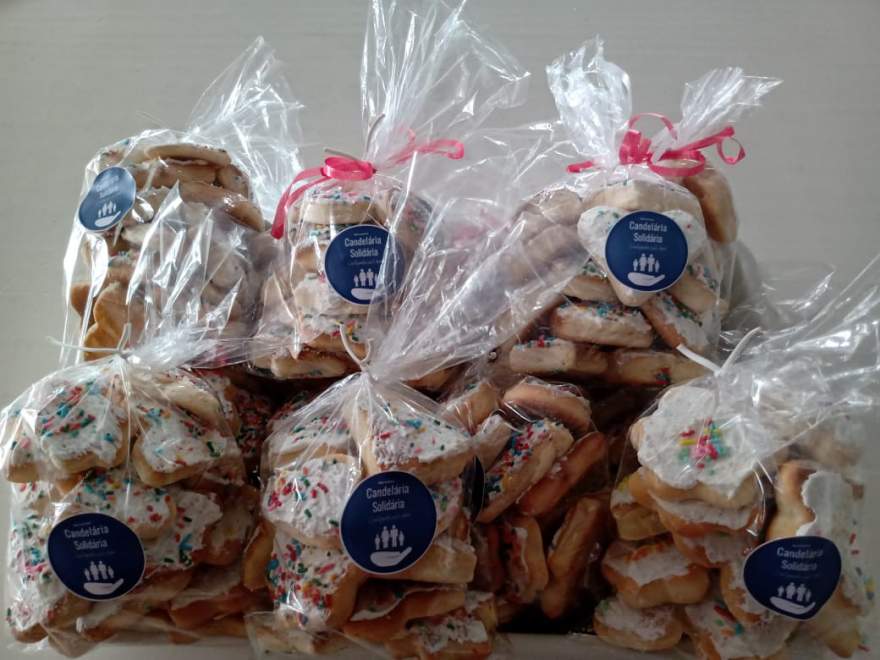 Pacotes com tradicionais biscoitos de Natal estão sendo comercializados a R$ 5