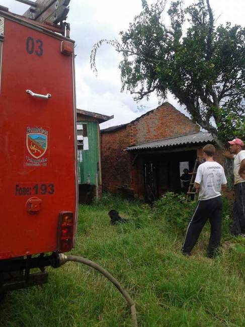 Ocorrência foi atendida pelo Corpo de Bombeiros Voluntários de Candelária