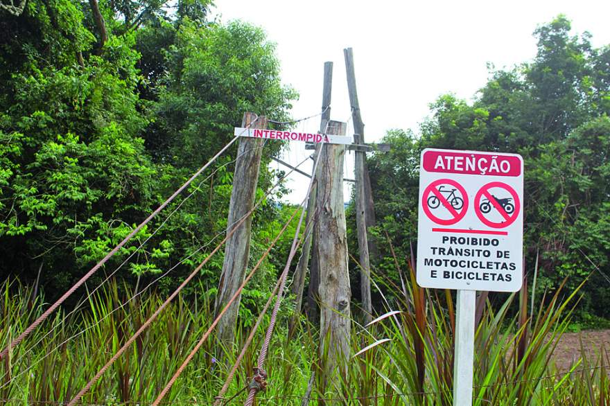 Ponte Pênsil precisou ser interrompida devido às más condições de conservação