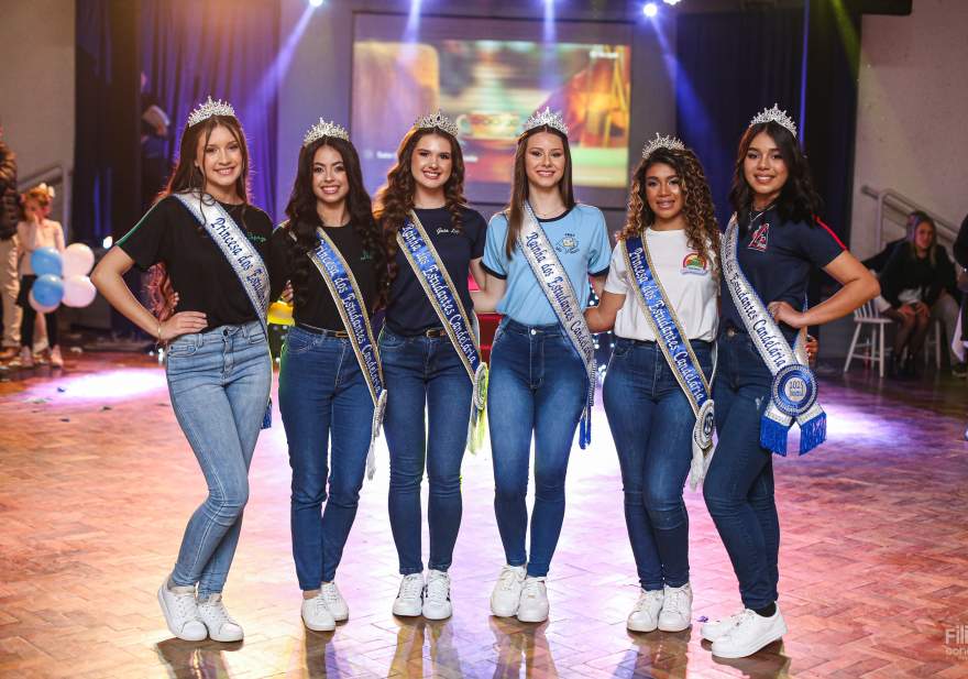 Rainhas e Princesas 2025: charme e alegria no palco do Clube Rio Branco.