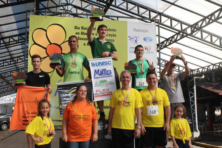 Premiação geral masculino 4km