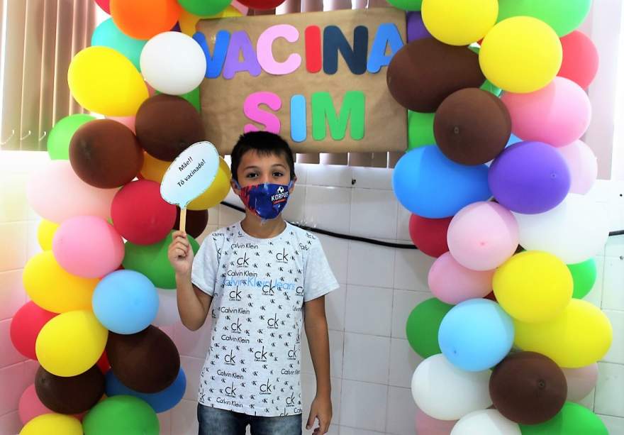 Vacina Sim: Bento Porto, de sete anos, se imunizou contra a covid-19 durante a semana
