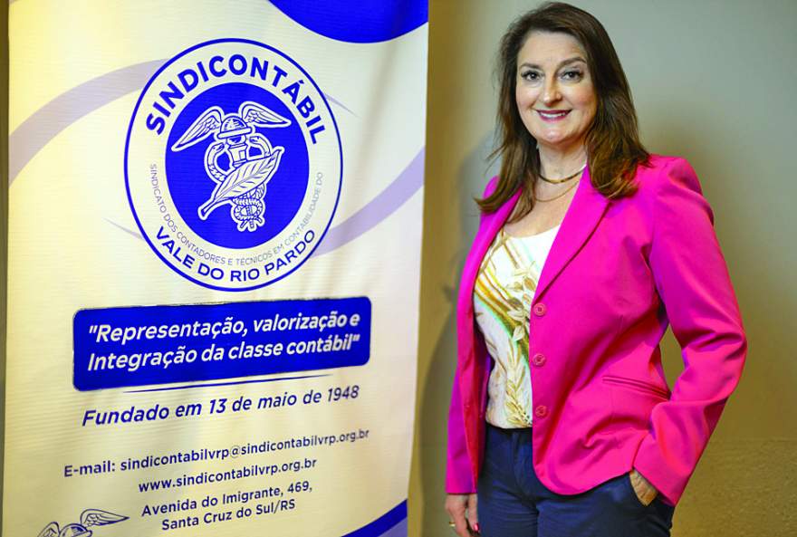 Clari Schuh contadora e diretora de comunicação do Sindicontábil.