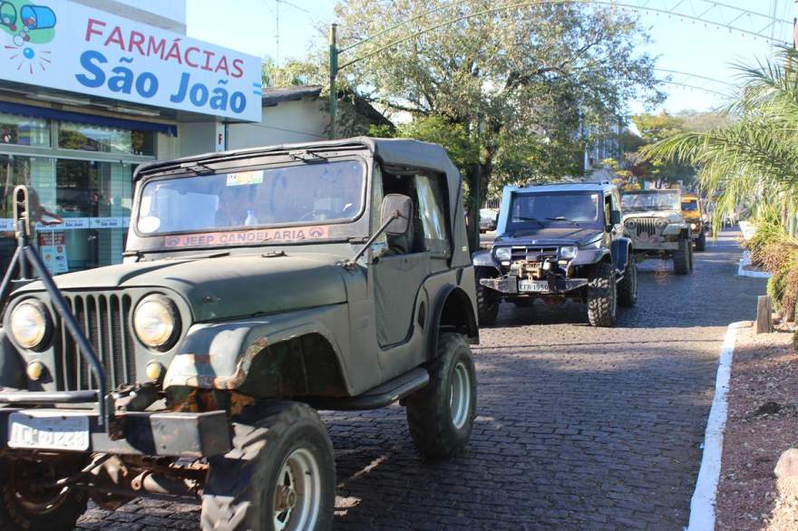 Jeep Candelária
