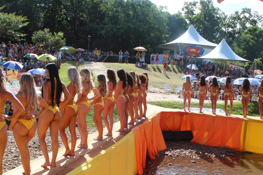 Candidatas deram um show de beleza e simpatia para o público