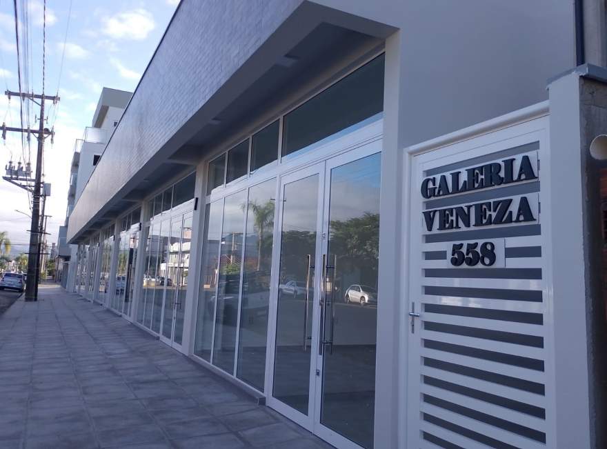 Galeria Veneza tem o nome inspirado no Edifício Veneza, também realizado pela Voghen (Foto: Odete Jochims | Folha)