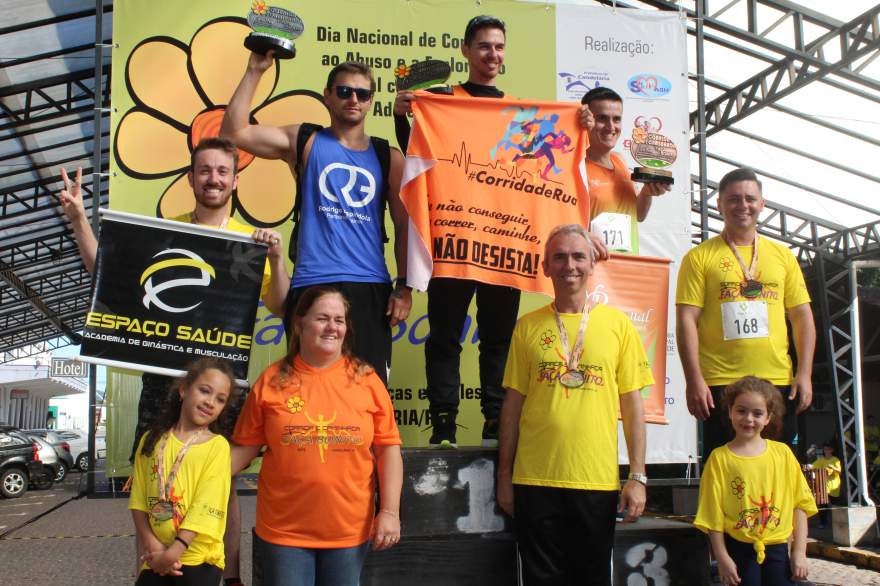 Premiação 30/34 anos masculino 4km