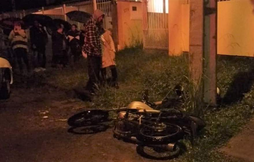 Perícia irá apontar se morte de um dos envolvidos na ocorrência ocorreu pelo acidente ou por tiros