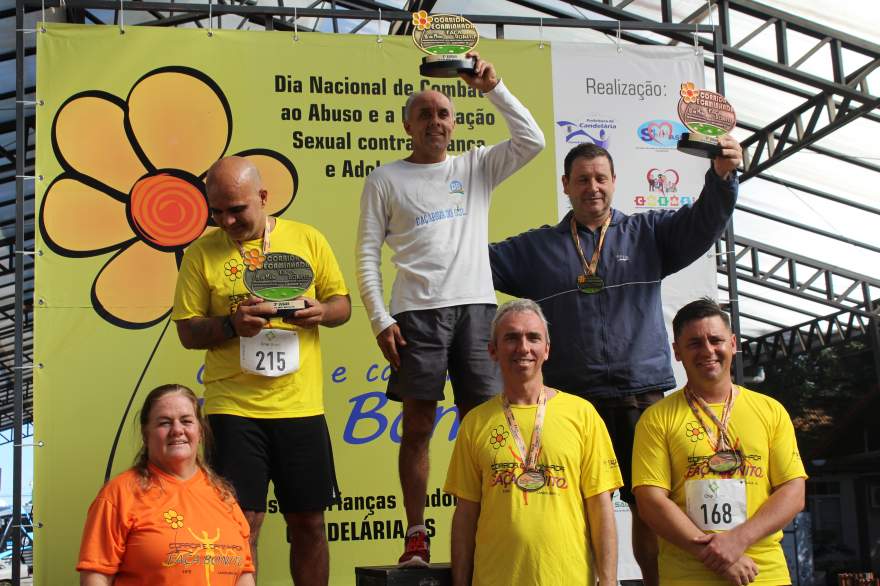 Premiação 45/49 anos masculino 8km