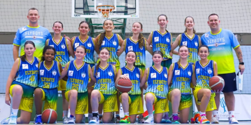 E a equipe Sub-13 também ficou com o bronze (Foto: Divulgação)