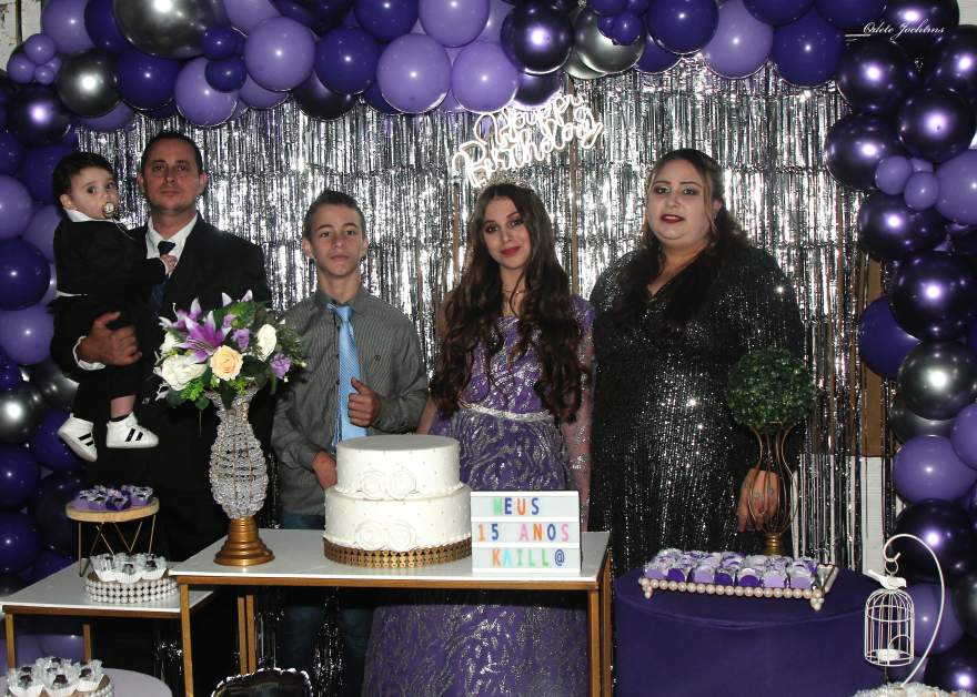 Lorenzo, Jeferson, Murilo, Kâilla e Elisa