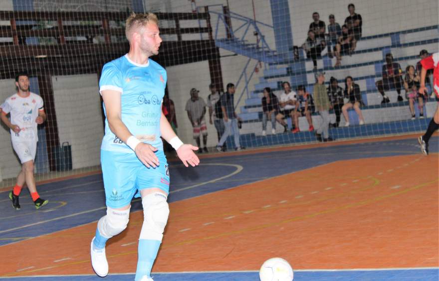 Goleiro Eduardo marcou o último gol que fechou o placar: 11 a 1