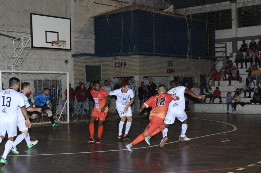 Maxxycandeias x Teutônia Futsal