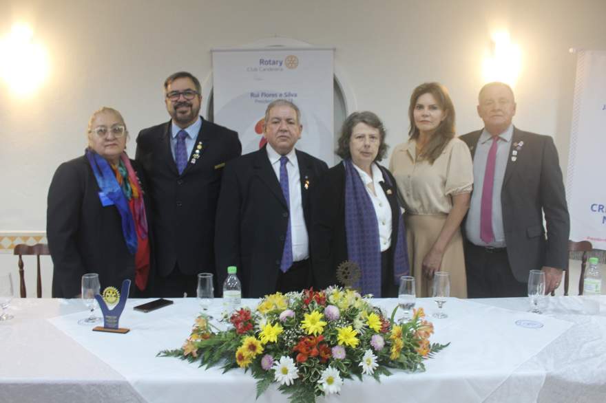 Vânia e José Bornéo, Rui Flores e Silva e Odete Jochims, Cleonice e Nestor Ellwanger
