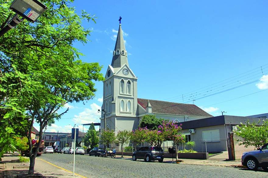 : Agora, Igreja da praça voltará a ter marcações sonoras para as horas (Foto: Arthur L. Mallmann | Folha)