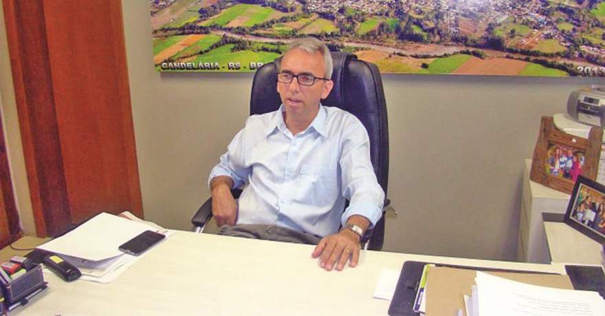 Paulo Butzge concedeu reajuste de 7,19% para servidores municipais 