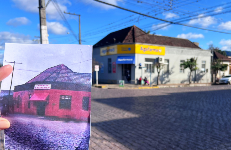 Tradicional Farmácia Kaercher segue em seu endereço original