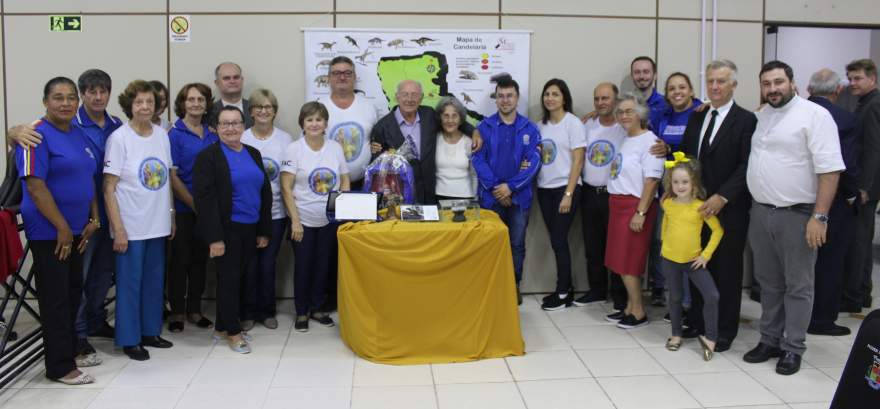 Representantes da comunidade católica com Belarmino Steffanello