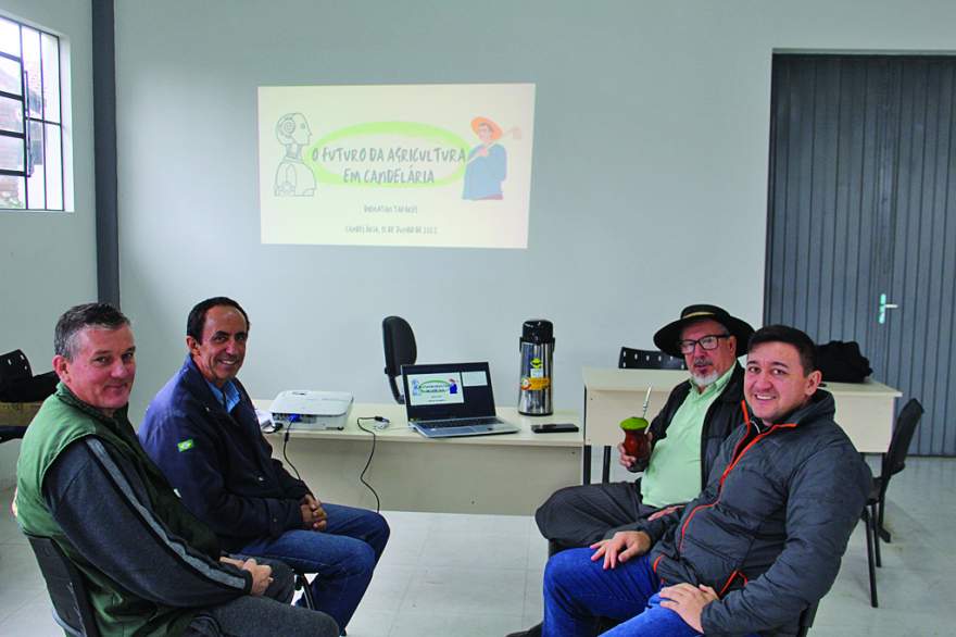 Encontro realizado na quinta, 15, organizou as ideias que serão apresentadas aos agricultores em reunião no dia 29 de junho