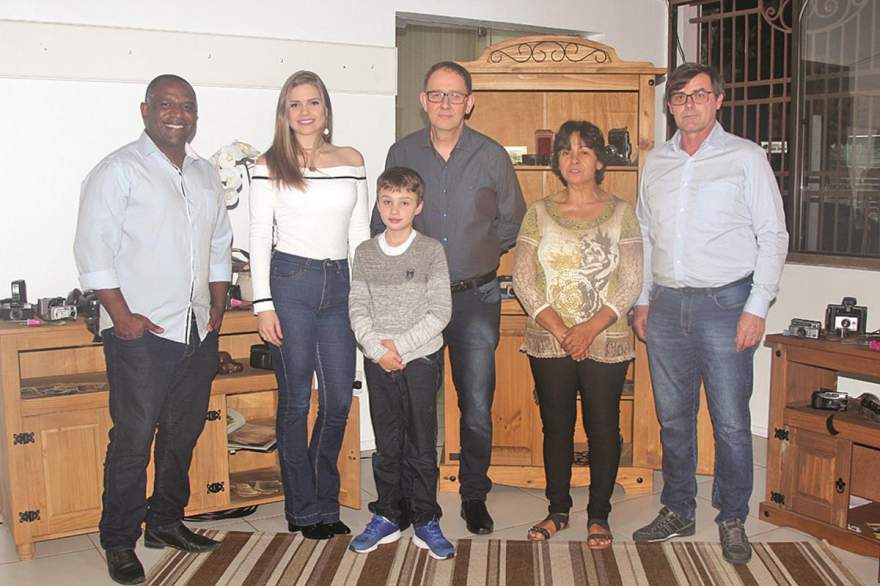 Lauro Gomes, Roana Borstmann, Thomas e Jorge Mallmann, Santa Marlene de Oliveira Paranhos e Roque Radtke