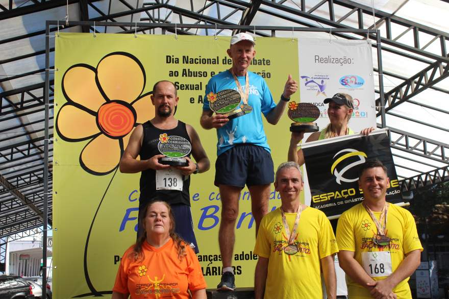 Premiação acima de 65 anos masculino 4km