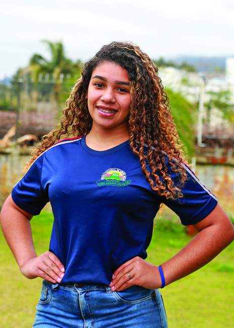 Adulta Fernanda dos Santos Machado Fabio Nackpar