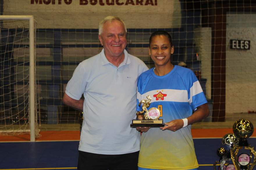 Sueli, goleadora da categoria feminino