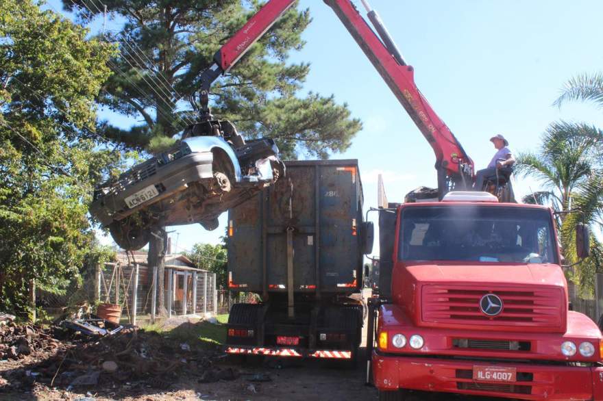 Sucatas foram apreendidas e encaminhadas para destruição e reciclagem