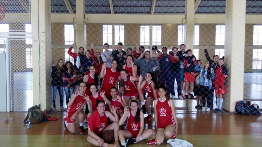 Basquete Juvenil Feminino - Campeão