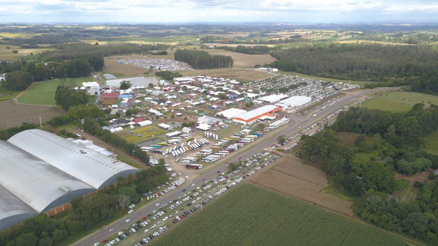 Vista aérea do Parque da Expoagro em Rio Pardo