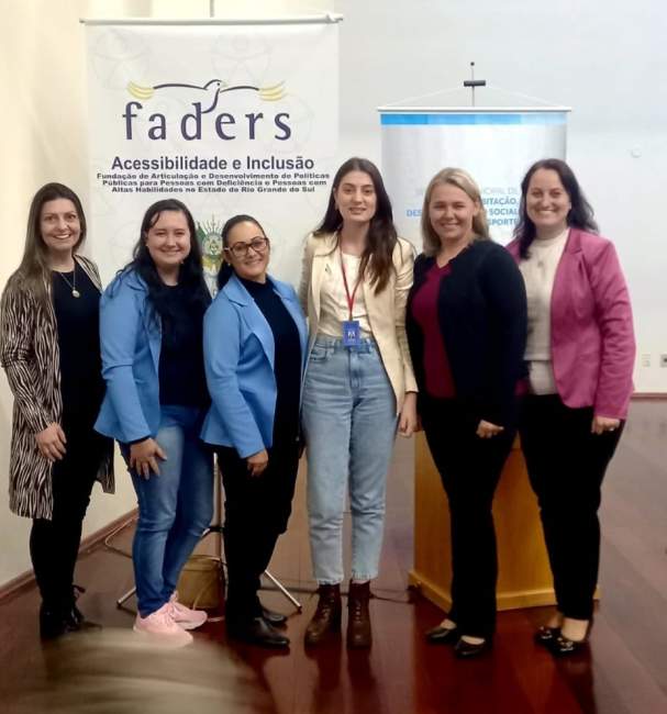 Comitiva candelariense esteve presente no evento organizado pela FADERS