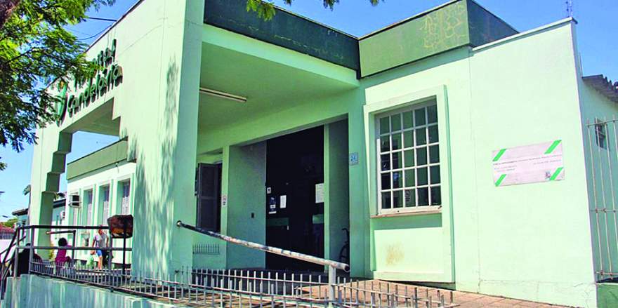 Hospital se posiciona sobre críticas e exposição de profissionais