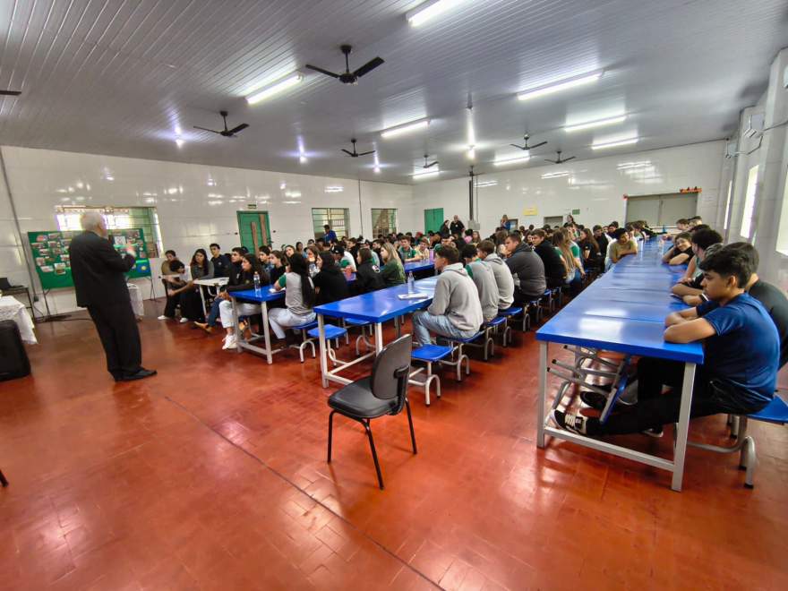 Os participantes tiveram acesso a diversas atividades voltadas ao aprendizado em tempo integral e o desenvolvimento rural