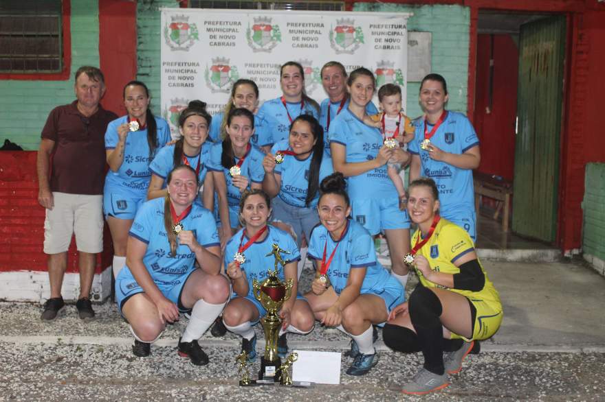 Juventude Botucaraí ergueu a taça no feminino