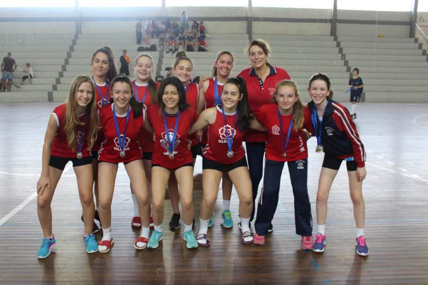 Colégio Ulbra Concórdia - segundo lugar - handebol infantil feminino