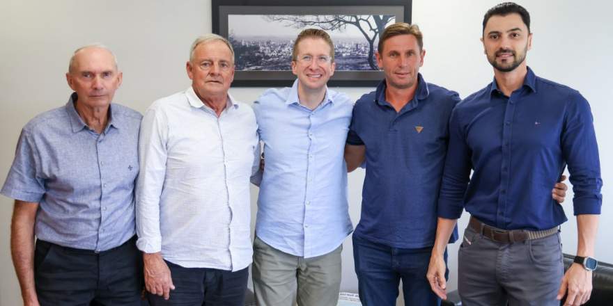 Bernardy, Rim, Beto Fantinel, Radtke e Pavin Neto (Foto: Divulgação | AI Prefeitura)